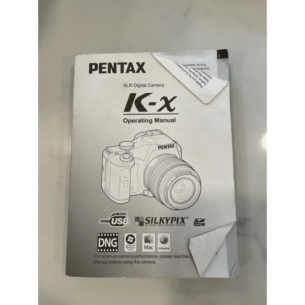 Pentax K-x 12.4mp Digital SLR w/ SMC Pentax DAL 18-55mm f/3.5-5.6 Lens Kit DSLR